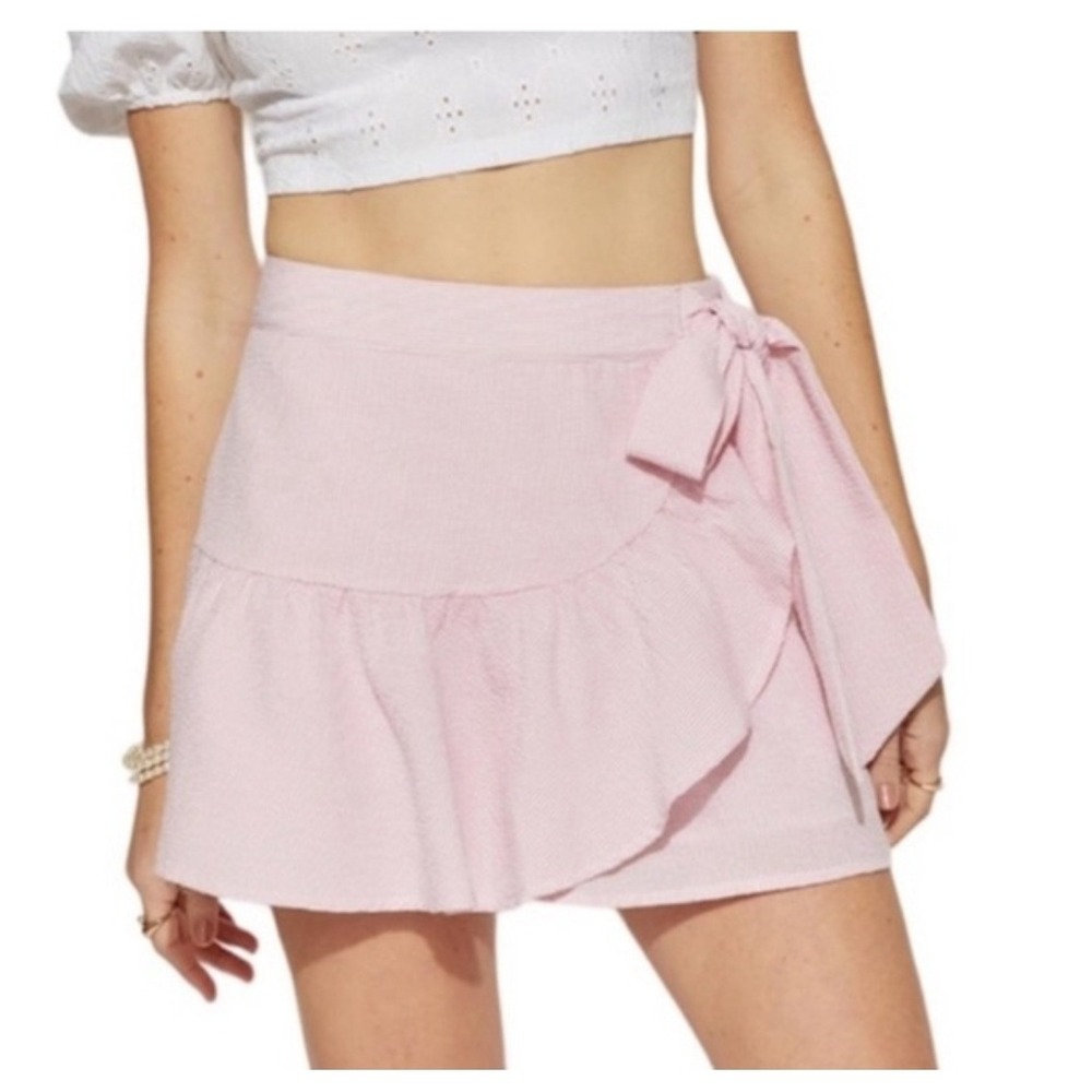 Women's sz M Blue Rain Pink White Seersucker Wrap Ruffle Skort Casual Summer